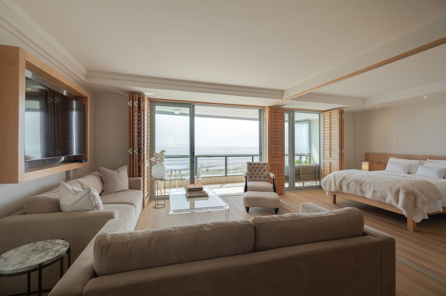 1 Bedroom Property for Sale in Mouille Point Western Cape